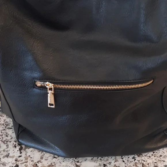 Urban Expressions black hobo purse - Picture 4 of 7